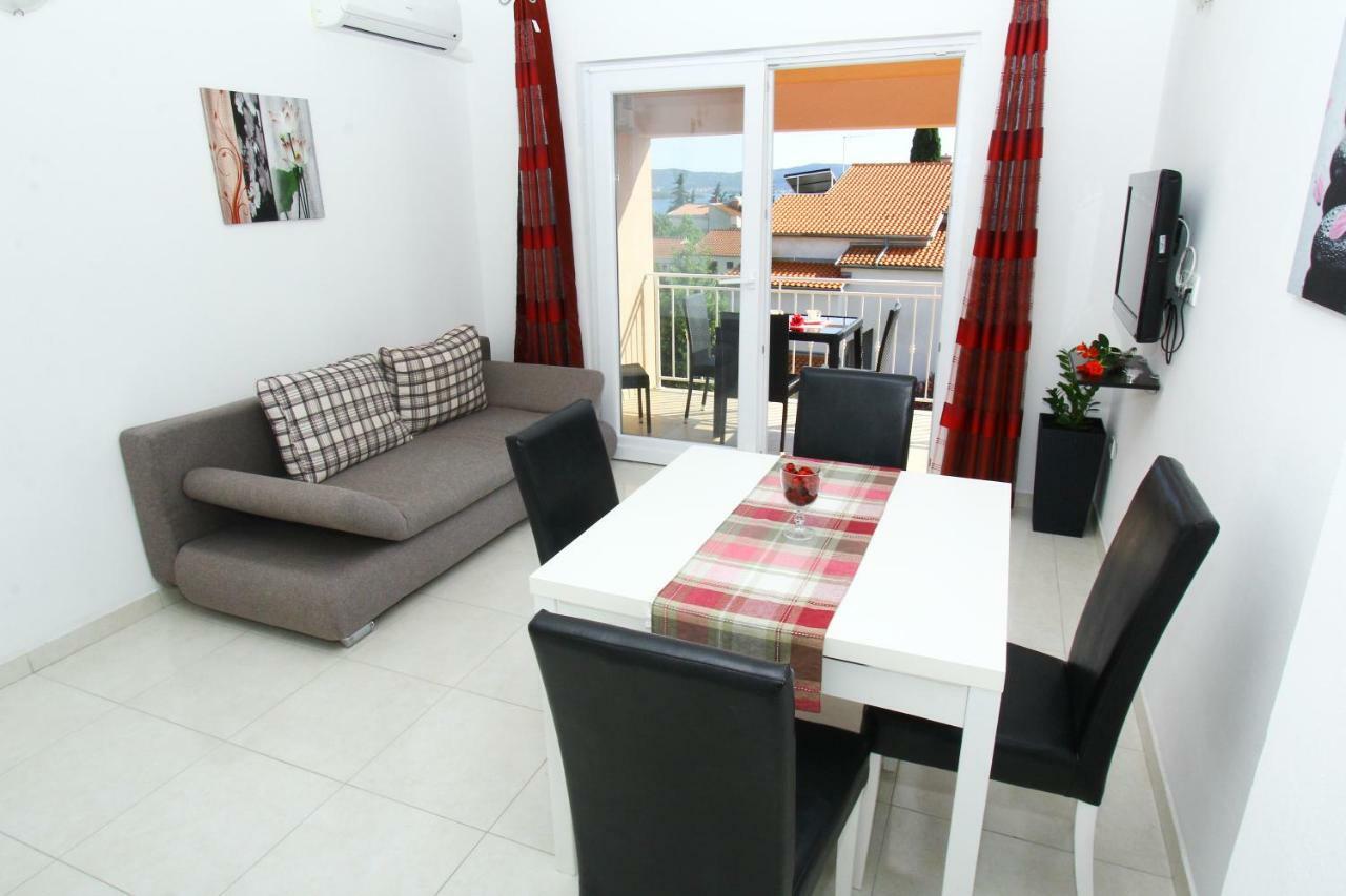 Apartmani Roje สเวติ ฟิลลิปปี ยาคอฟ ภายนอก รูปภาพ